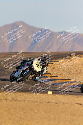 media/Dec-16-2023-CVMA (Sat) [[bb38a358a2]]/Race 13 Amateur Supersport Middleweight/